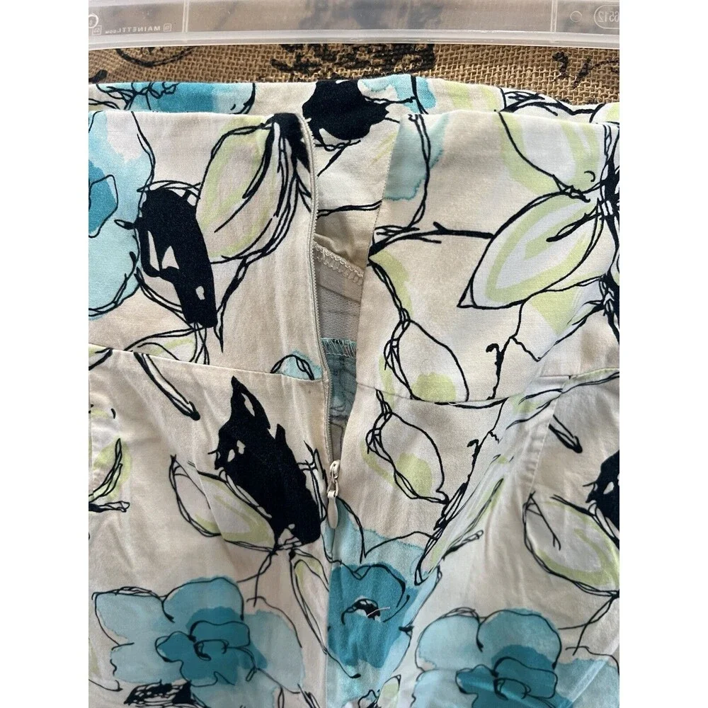 Outfit Petite Floral Skirt Size 12